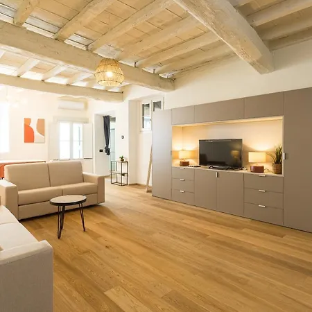 Apartmán Palazzo Odescalchi Como