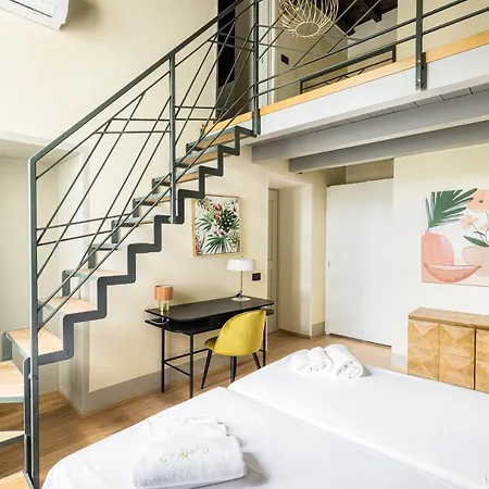 アパート Palazzo Odescalchi コモ