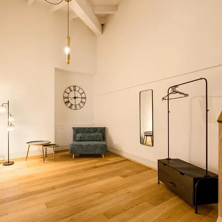 Palazzo Odescalchi Apartment *