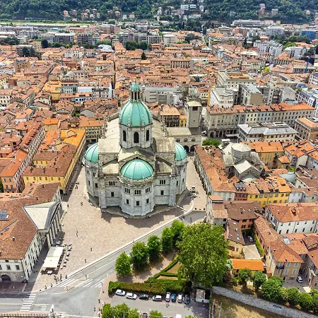 Palazzo Odescalchi * コモ