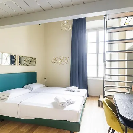 Palazzo Odescalchi דירה *