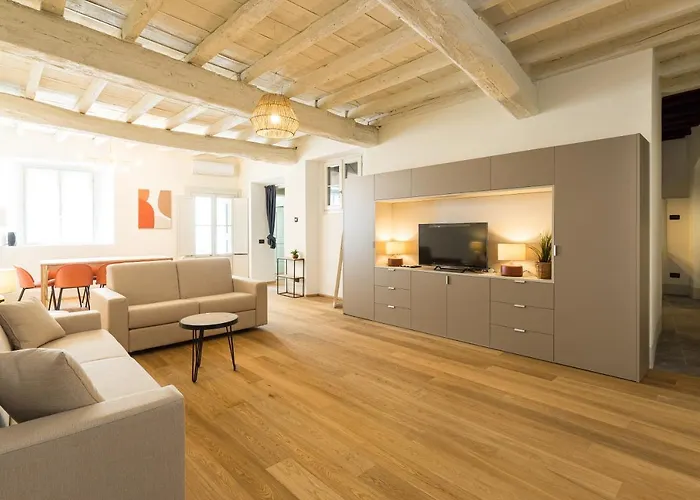 Apartment Palazzo Odescalchi Como