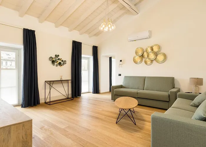 아파트 Palazzo Odescalchi *