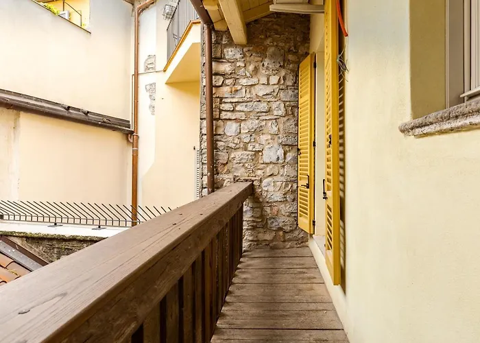 Palazzo Odescalchi * Como