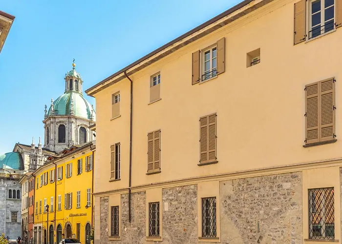 Palazzo Odescalchi * Como